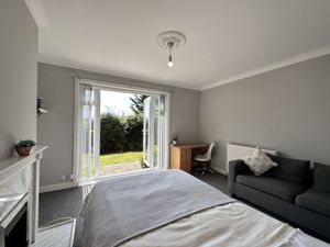 Photo 15- click for photo gallery